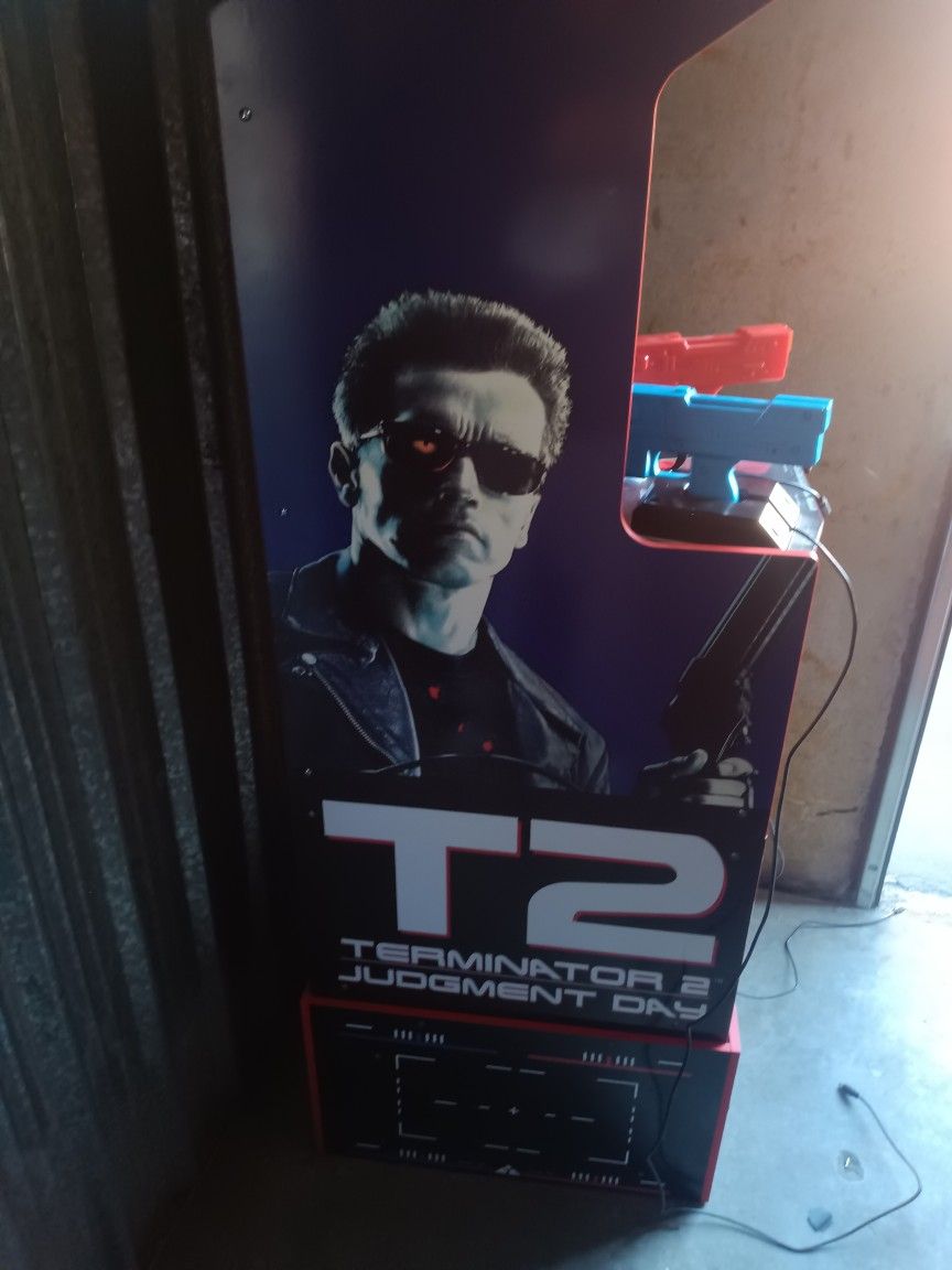 Terminator 2 Arcade1up Machine