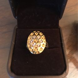 Ring Pure Gold 22 K From Sudiarabia Size 6 And Earrings Certfied Diomond Both 1200