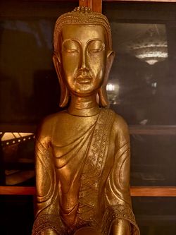 Stunning Buddha Statue