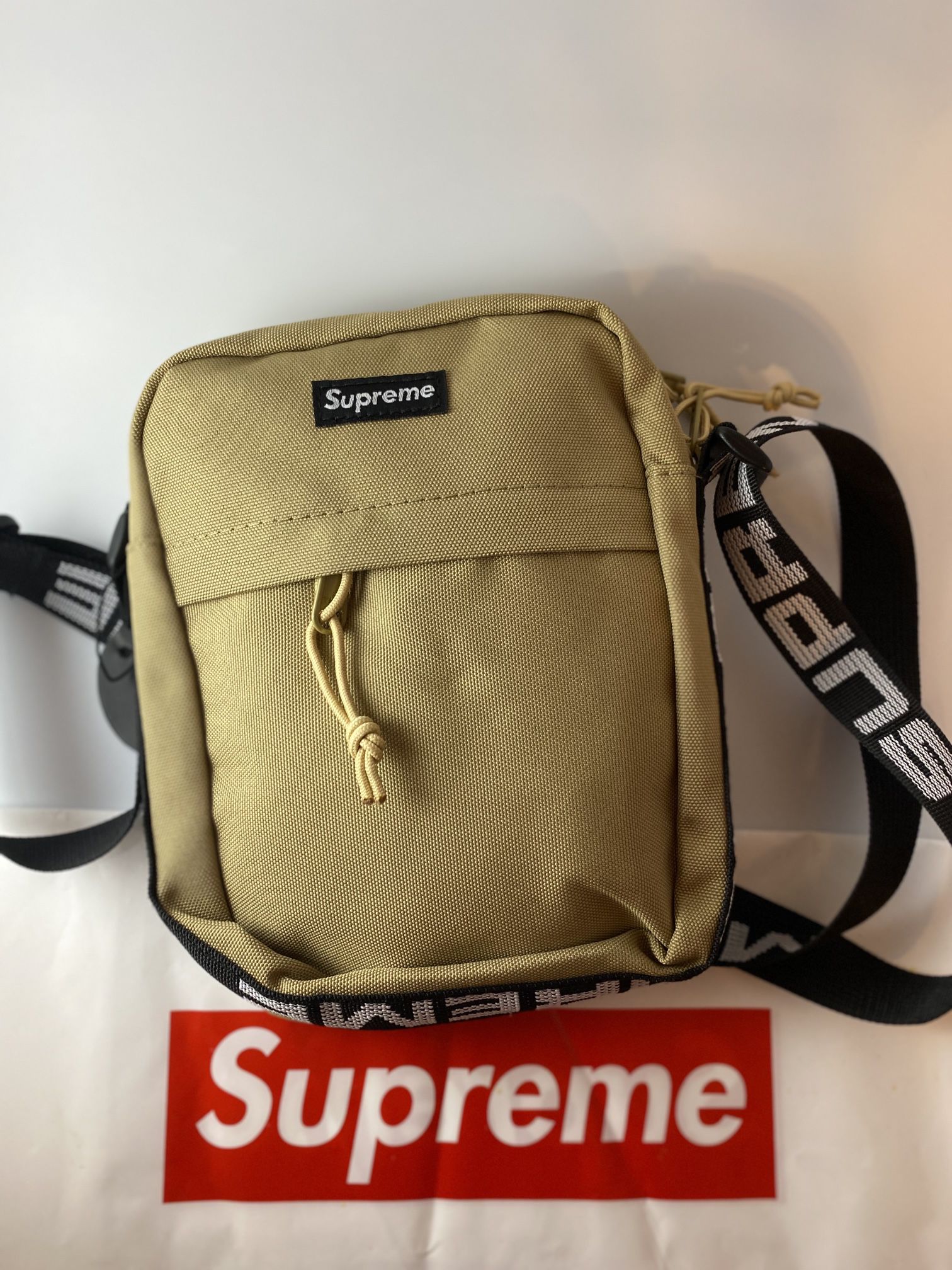 Supreme Shoulder Bags Brand New Blue & Tan for Sale in Queens, NY - OfferUp