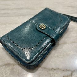 Teal Blue Leather Zip Around Wristlet Wallet With Card Slots