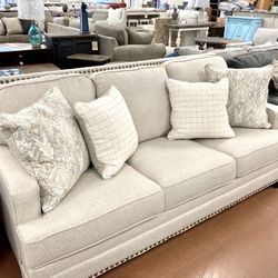 New 84” Sofa  🔥🔥 HOT !!