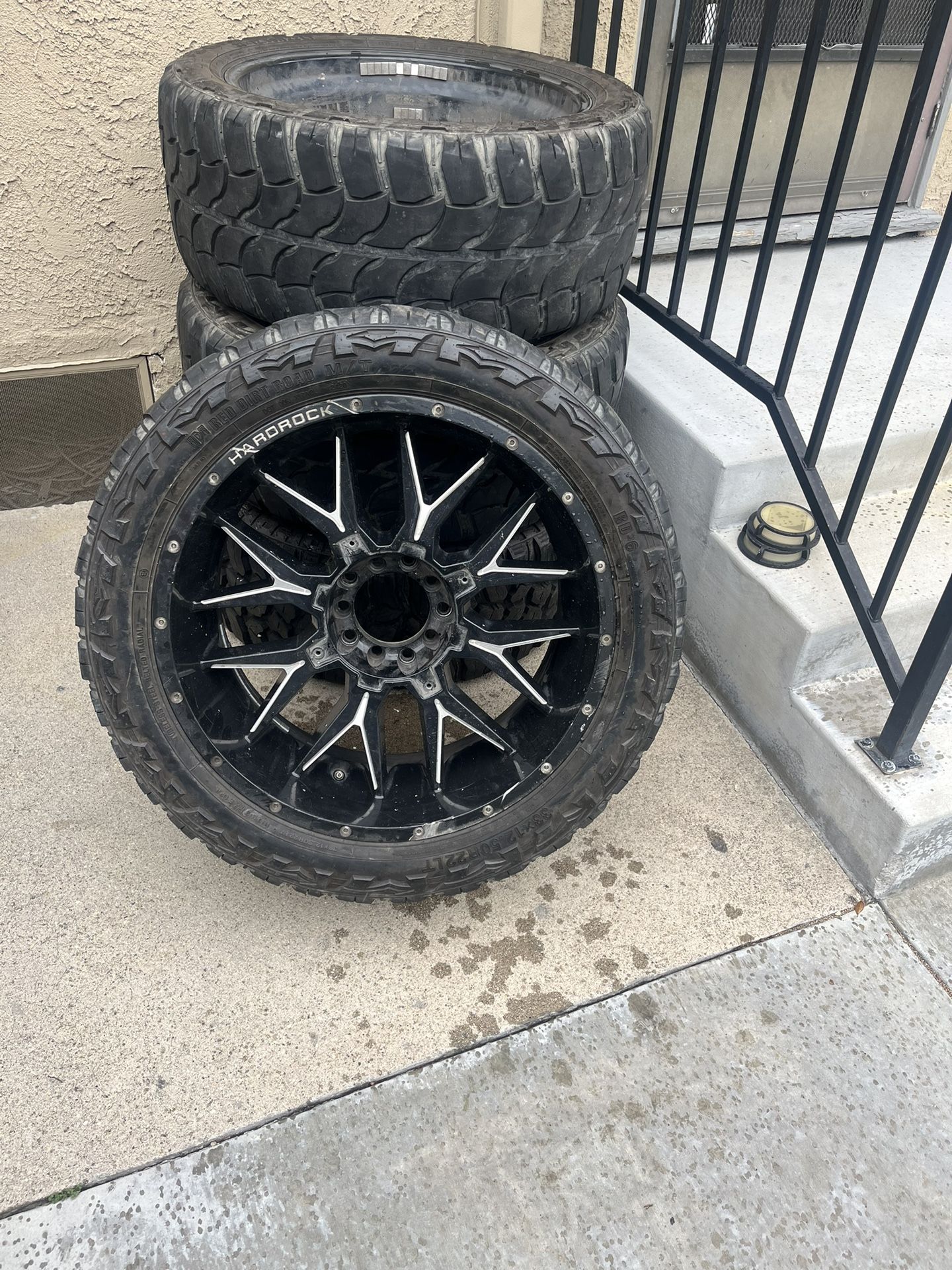 22 Inch 5 Lug Universal Rims for Sale in Burbank, CA - OfferUp