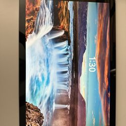 Microsoft Surface Pro 4 – i7, 16GB RAM – Powerful & Portable!