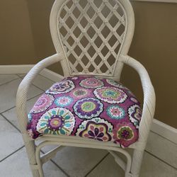 Accent Or Desk chair - Seat is Easy To Recover