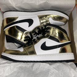 Jordan Retro 1 " Metallic Gold Black "