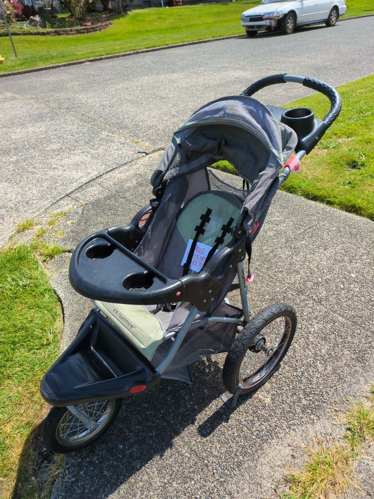 Free Baby Trend Expedition Jogging Stroller