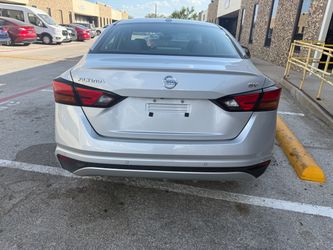 2022 Nissan Altima
