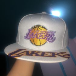 Lakers Snap Back Hat