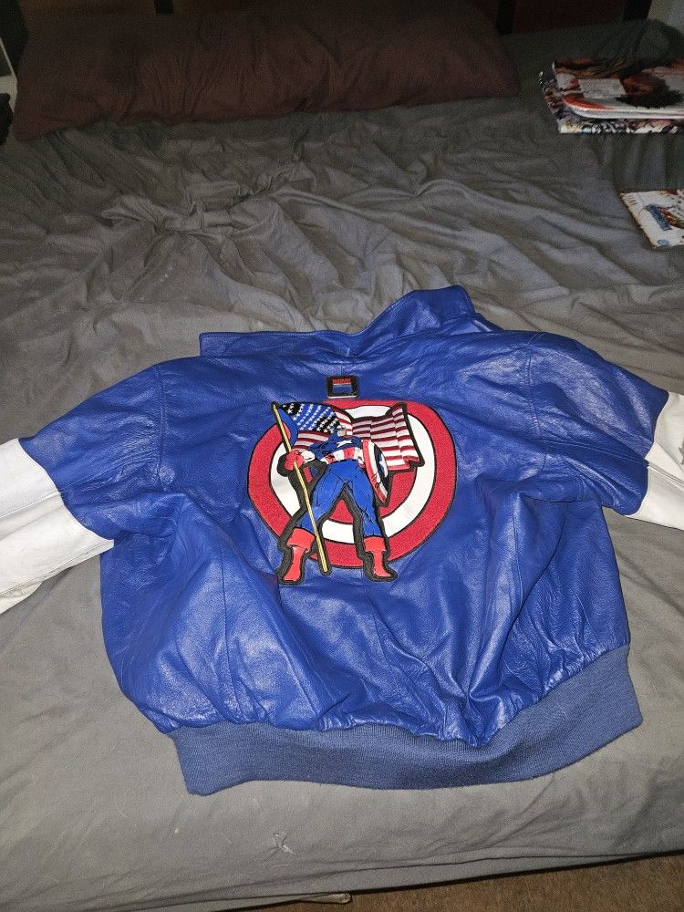 Capt America XL jacket Great shape