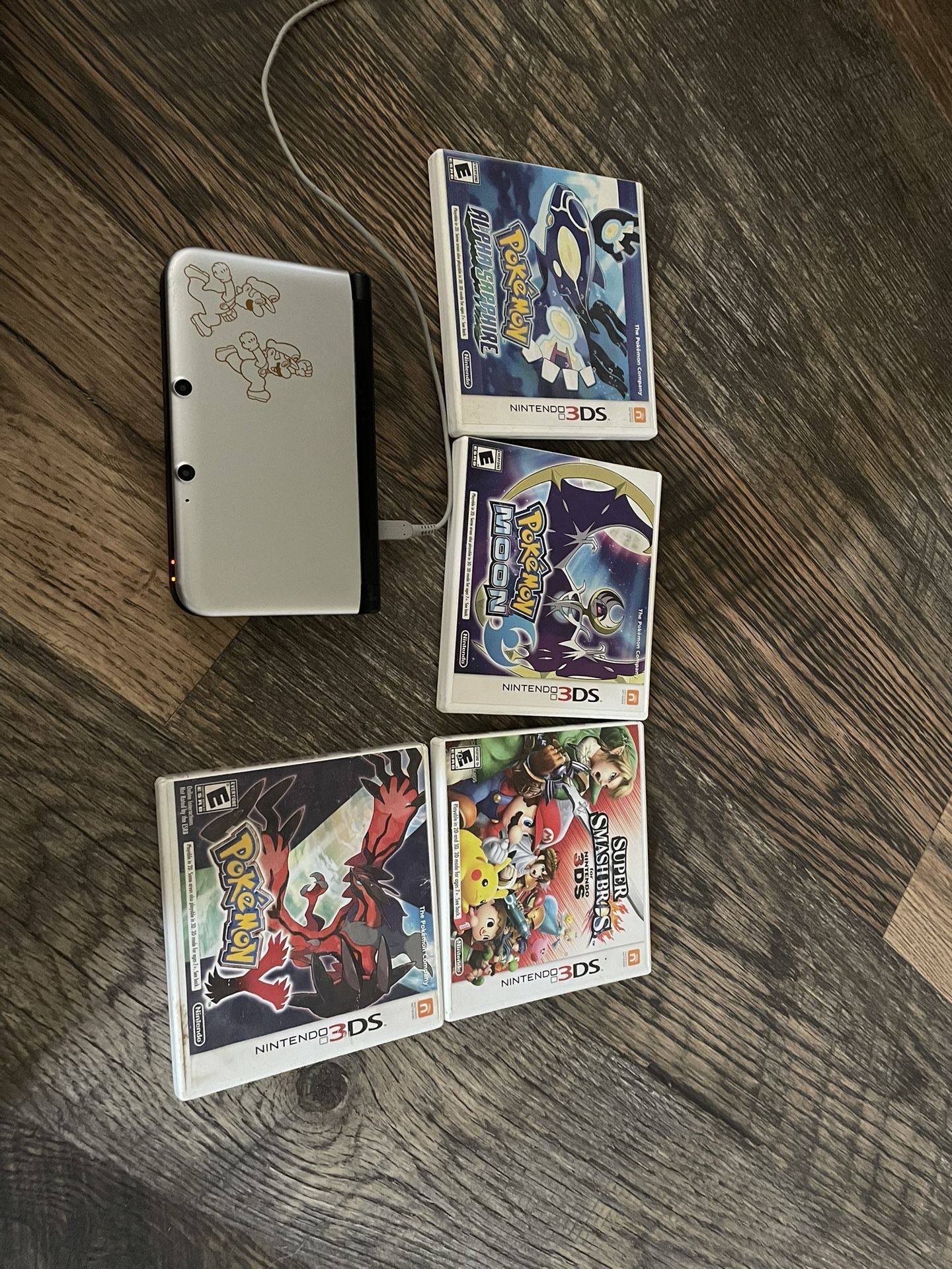 Nintendo 3DS XL + Games