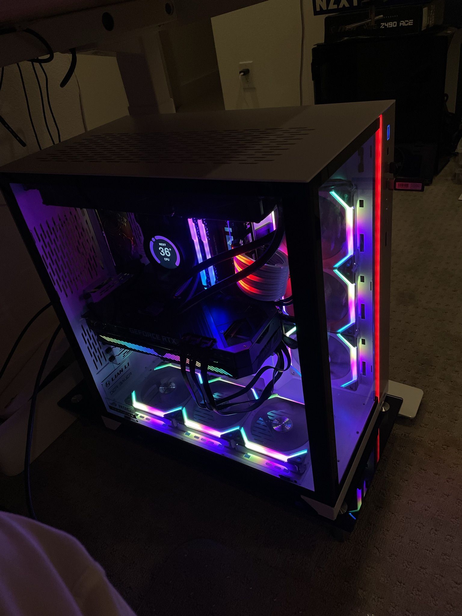 Lian Li O11 Dynamic XL With 6 Case Fans 