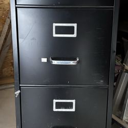 4 Drawer File Cabinet 