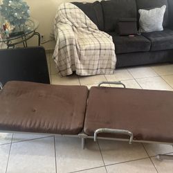 Cama Portatil Y Juego De Comedor 