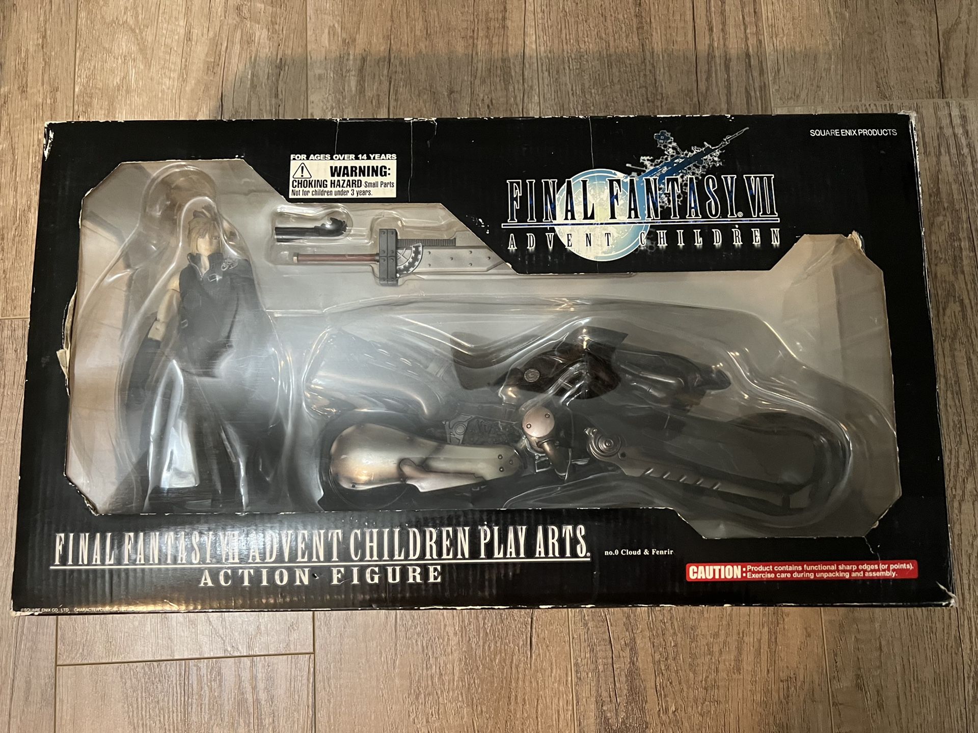 Final Fantasy Video Games & Figurines Collection Bundle