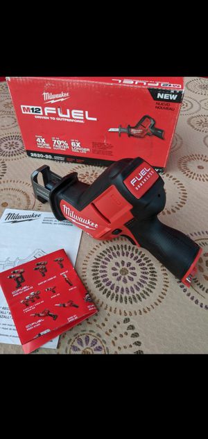 Photo MILWAUKEE M-12 FUEL 12-VOLT LITHIUM ION BRUSHLESS CORDLESS HACKZALL RECIPROCATING SAW (TOOL ONLY)