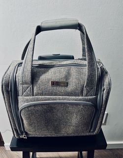 London Fog Rolling Underseat Luggage — Wheeled Carry-On 🧳