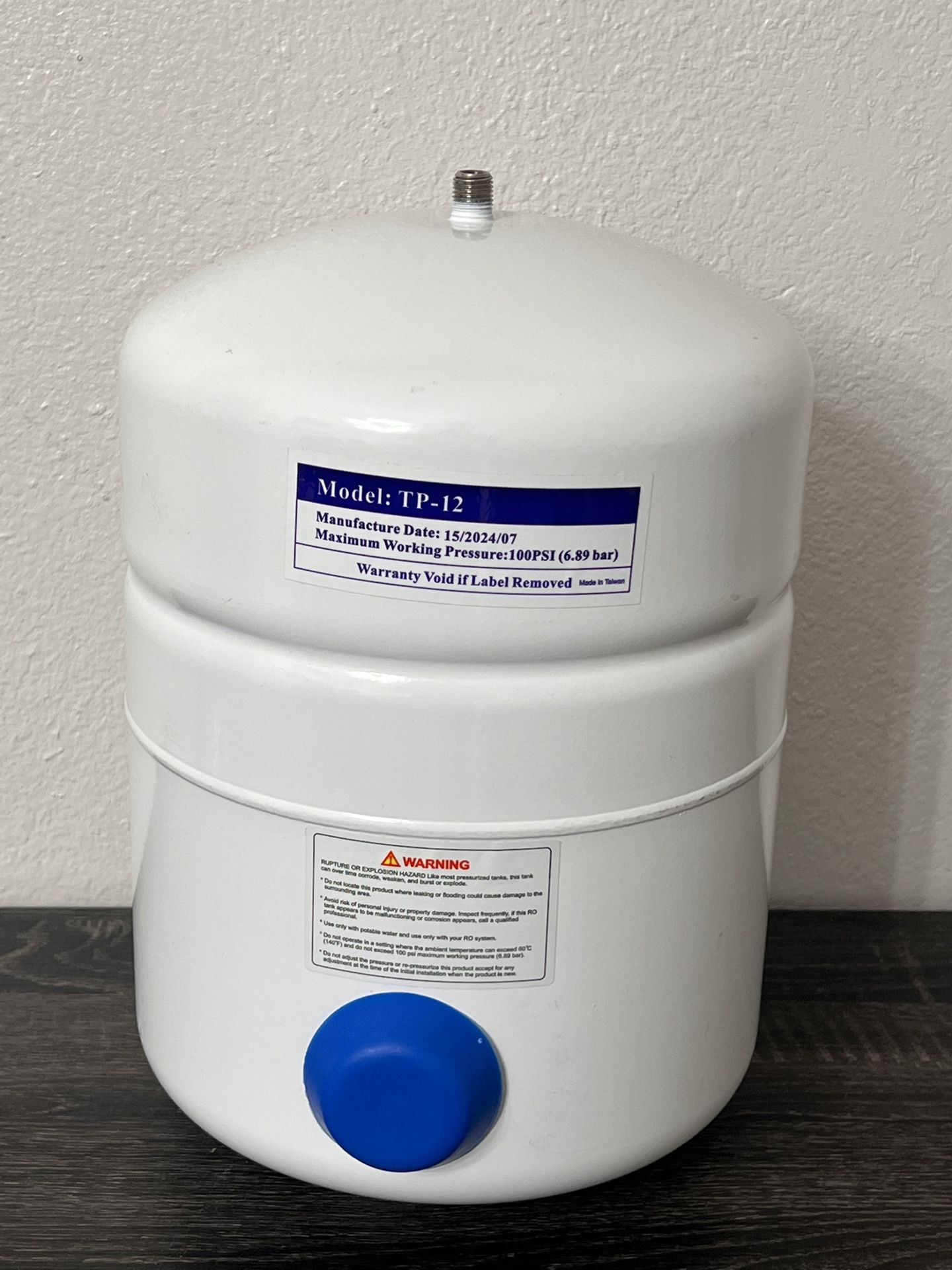 Water heater expansion tank