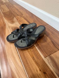 Black Leather Wedge Thong Sandals