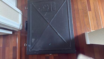 Vtg Transart industries sturdy carrying case 30 x 24”
