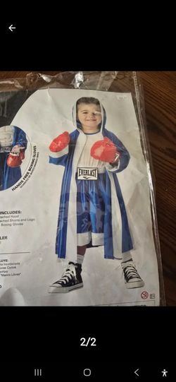 Boys size (4-6)toddler  boxer Costume ( reseda ca)
