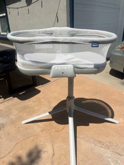 Halo bassinet