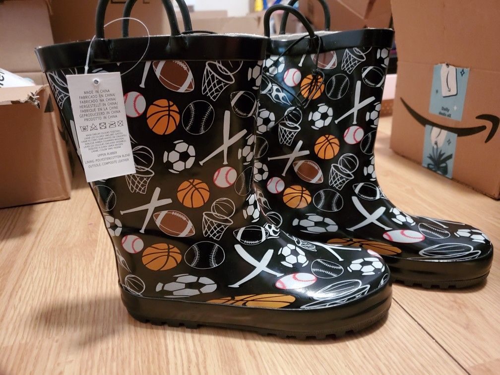 Louis Vuitton Rain Boots for Sale in Pompano Beach, FL - OfferUp