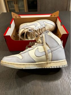 Nike dunk high top shoes size 10 women/8.5 men