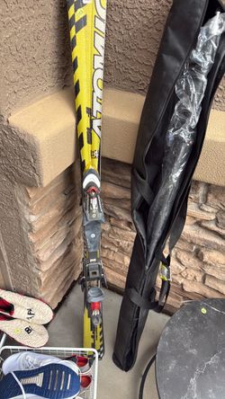 Skis