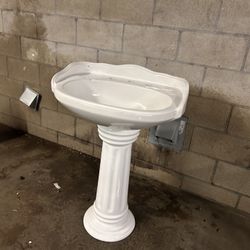 3 Pedestal Sink $50 Each