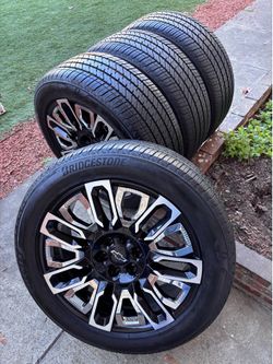22 Chevy Silverado wheels and tires Tahoe Yukon sierra suburban