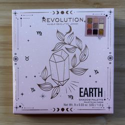 Revolution Beauty Revolution Fantasy Earth Shadow Palette