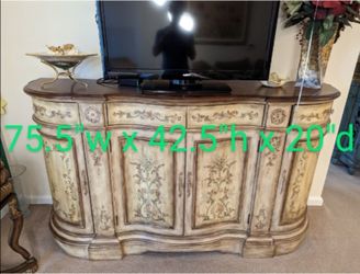 Italian Style Painted Buffet - Excellent Condition