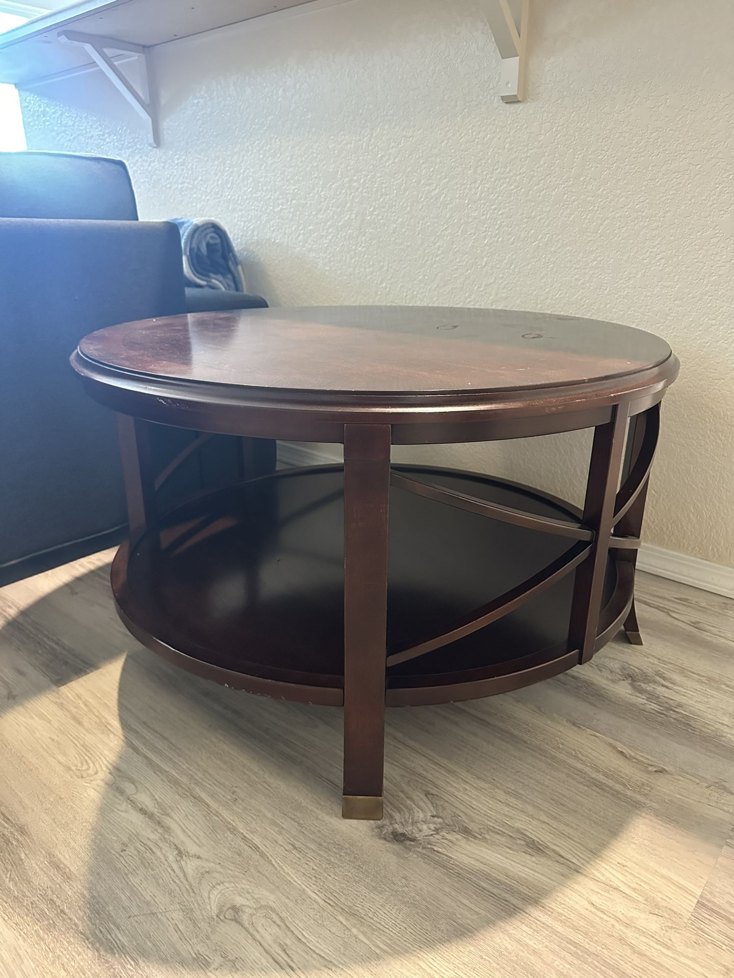 Coffee Table With 2 End Tables