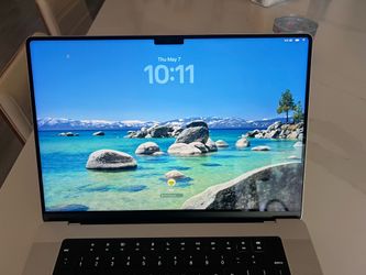 MacBook Pro 16 inch 1TB/32gig/16GPU