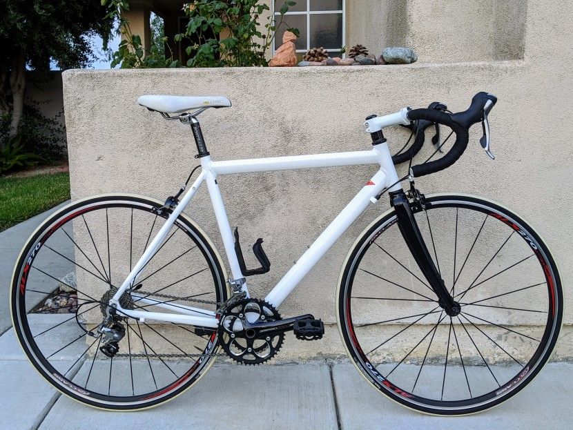 Nashbar Road Bike Shimano 105 54cm