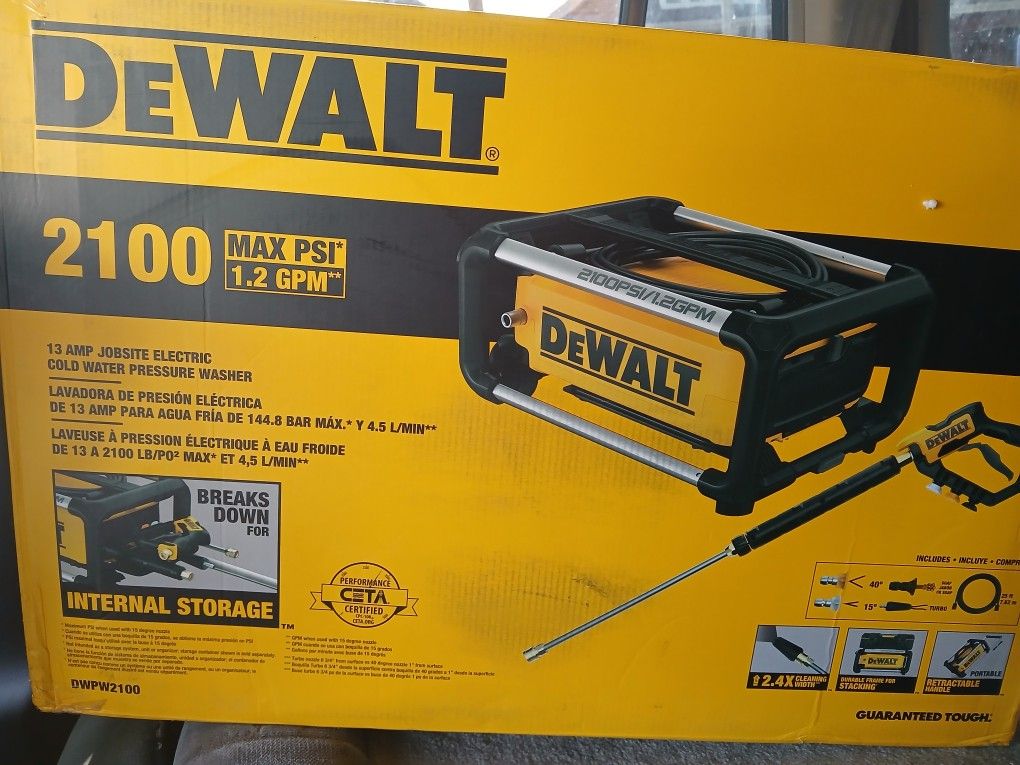 Dewalt 2100 Pressure washer.