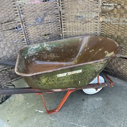 True Temper Wheelbarrow 