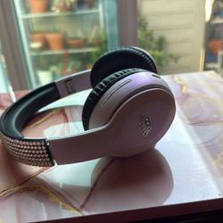 Juicy Couture Bluetooth Headphones 