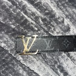*NEW* Louis Vuitton Paisley Black Belt