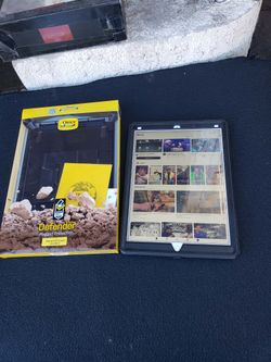 Like New 12.9 IPAD PRO 2018 2ND GEN. 128GB Gold & white edition No Cracks No Locked & all works 100% come with charger & Case. Can be delivered