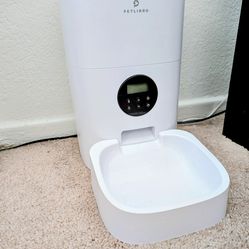 Automatic Pet Feeder