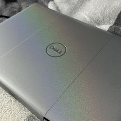 Dell G5 5505 15.6" Gaming Laptop