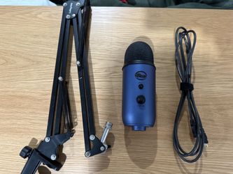 Blue yeti microphone