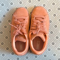 Pink Kids PUMA shoes