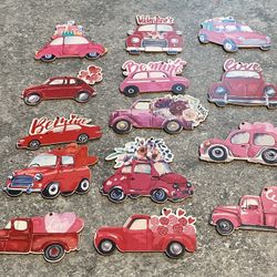 14 Piece Valentines Day Decorations. Hanging Or With Wooden Stands, New ! 
