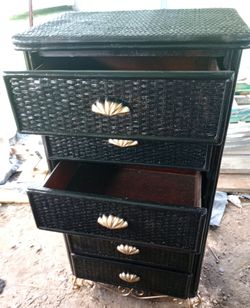 Tall Black Wicker Dresser (Ready for pickup) for Sale in Coats, NC - OfferUp Tall Black Wicker Dresser (Ready for pickup) for Sale in Coats, NC - OfferUp