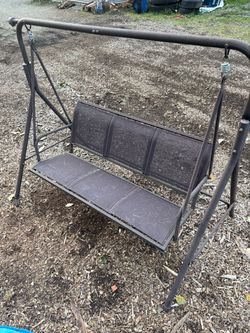 Swinging Bench