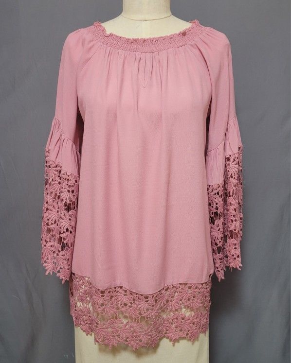 Collen Lopez Pink On Or Off-Shoulder Tunic Top with Lace Combo
