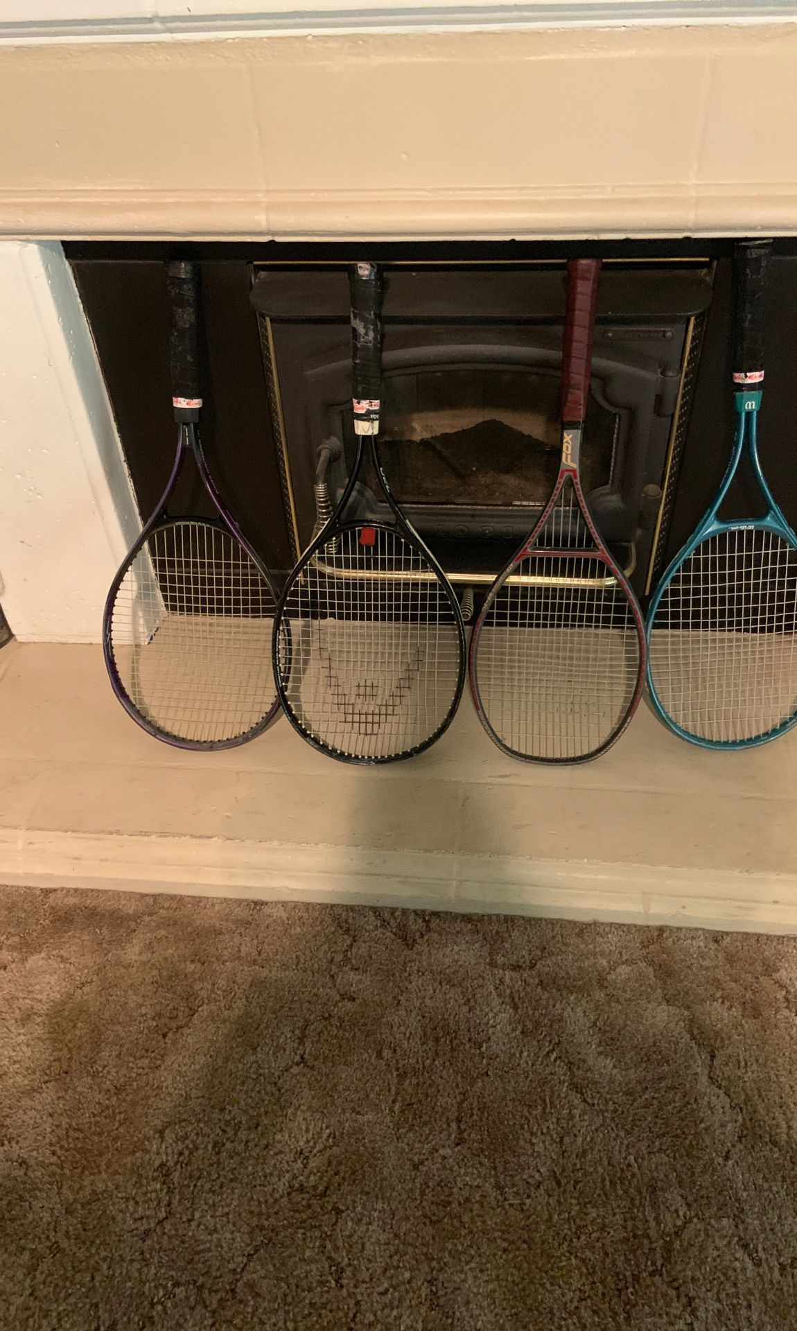 4 Nice Tennis Rackets With Bag